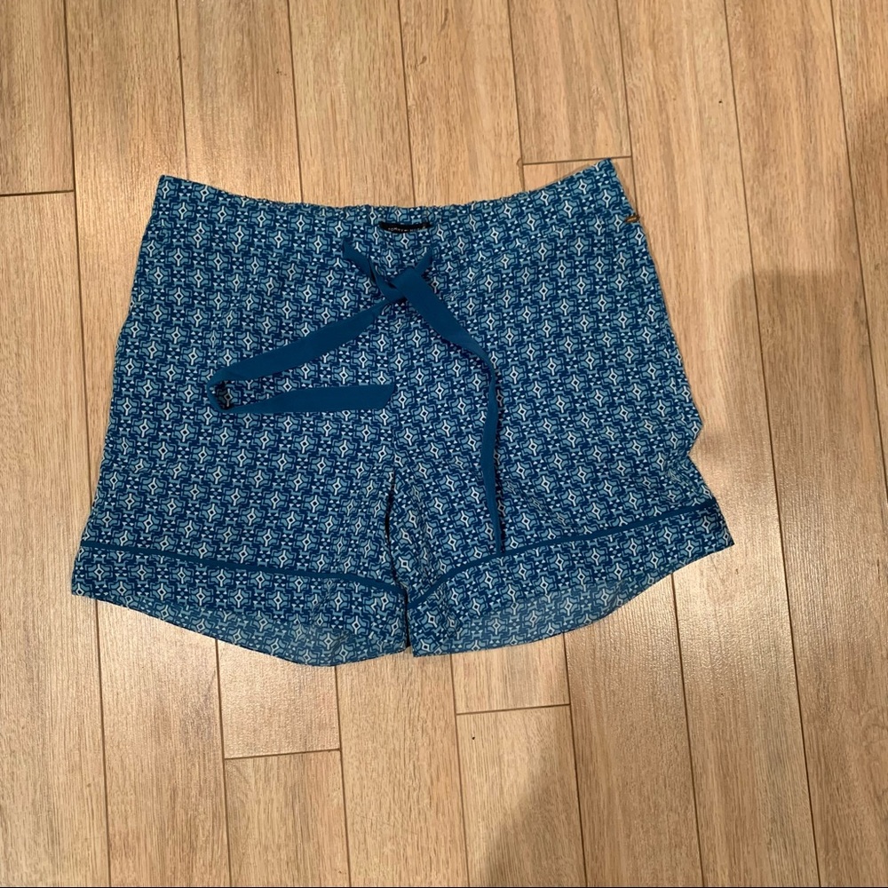 Tommy Hilfiger Athletic Womens Shorts Size 4